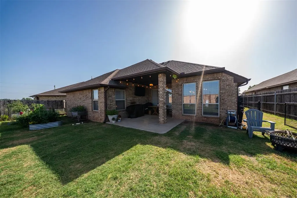 Photo 42 — 1920 Evans Court, Moore, OK 73160