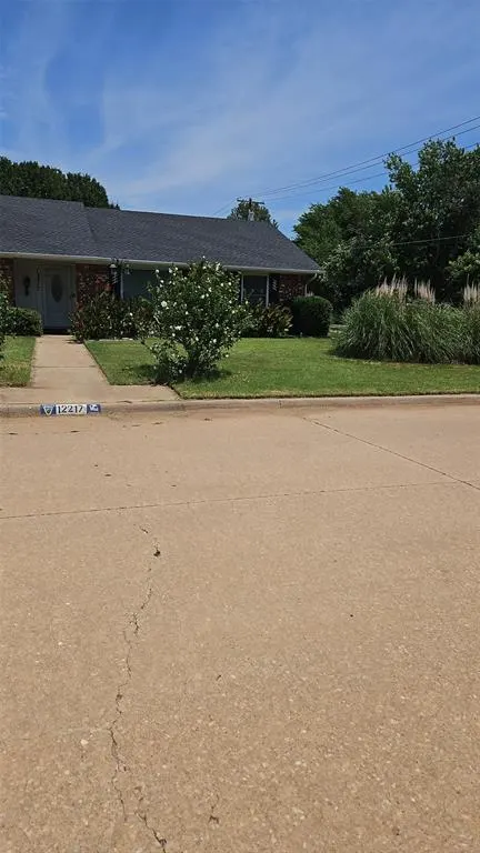 Photo 6 — 12217 Greystone Terrace, Oklahoma City, OK 73120