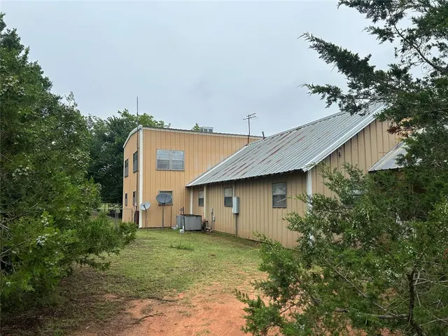 Photo 4 — 9905 Alameda Drive, Norman, OK 73026
