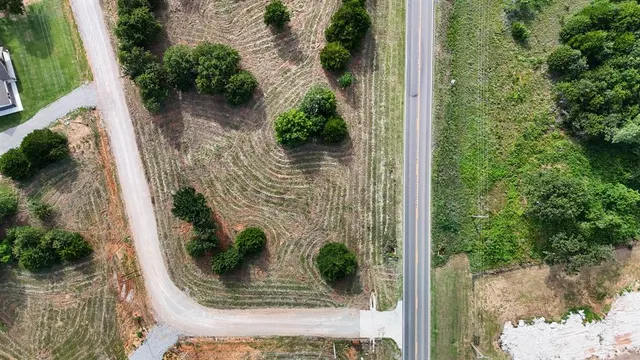 Photo 2 — 39 Wrangler Road, Blanchard, OK 73010