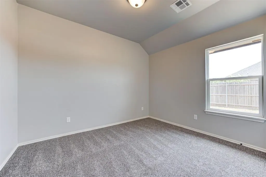 Photo 24 — 2300 Count Fleet Way, Guthrie, OK 73044