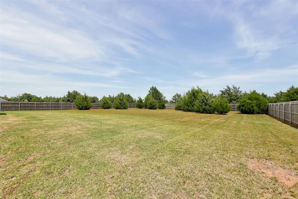 Photo 32 — 2300 Count Fleet Way, Guthrie, OK 73044