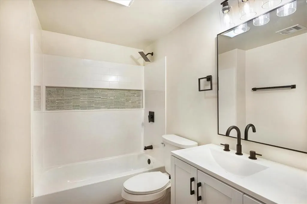 Photo 23 — 825 W Colorado Avenue, Chickasha, OK 73018