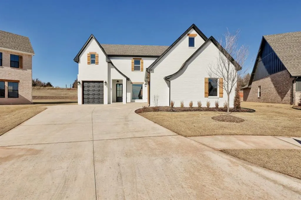 Photo 2 — 7901 Behr Drive, Edmond, OK 73034