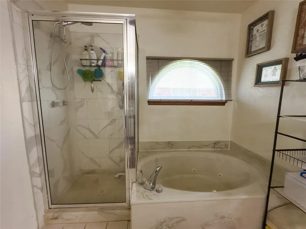 Photo 15 — 520 Greenfield Drive, Yukon, OK 73099