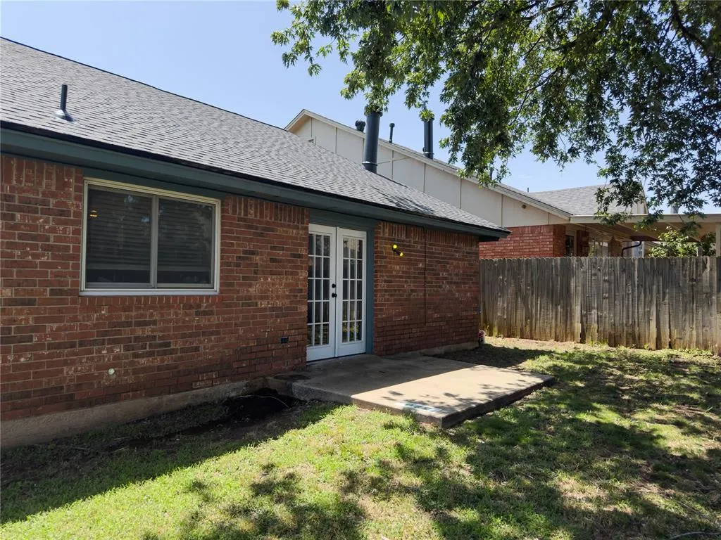 Photo 22 — 520 Greenfield Drive, Yukon, OK 73099