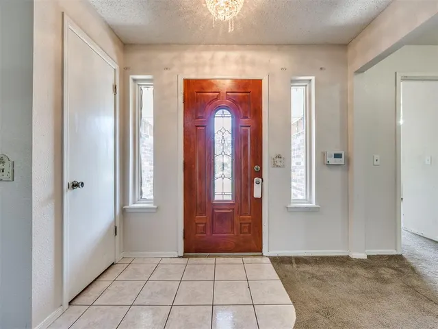 Photo 4 — 9905 S McKinley Avenue, Oklahoma City, OK 73139