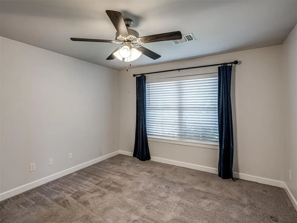 Photo 17 — 421 Kearny Lane, Yukon, OK 73099