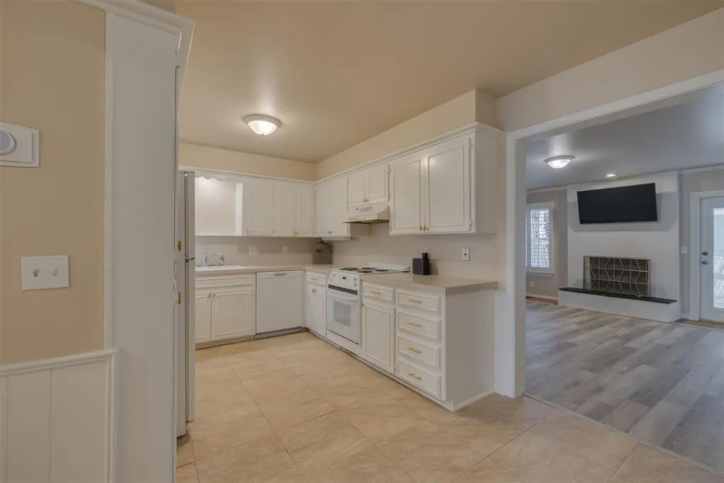 Photo 13 — 3057 W Wilshire Boulevard, Oklahoma City, OK 73116