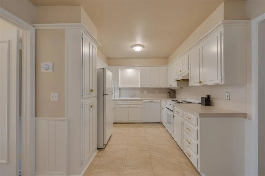 Photo 14 — 3057 W Wilshire Boulevard, Oklahoma City, OK 73116