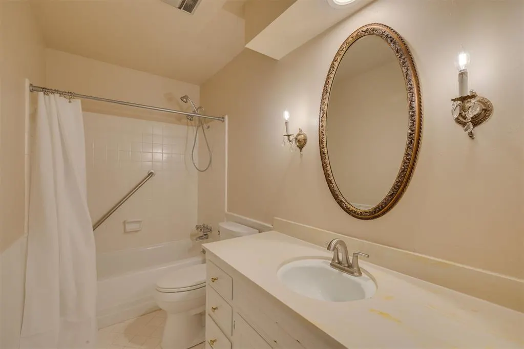 Photo 20 — 3057 W Wilshire Boulevard, Oklahoma City, OK 73116