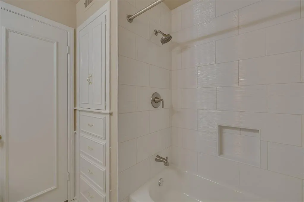 Photo 33 — 3057 W Wilshire Boulevard, Oklahoma City, OK 73116