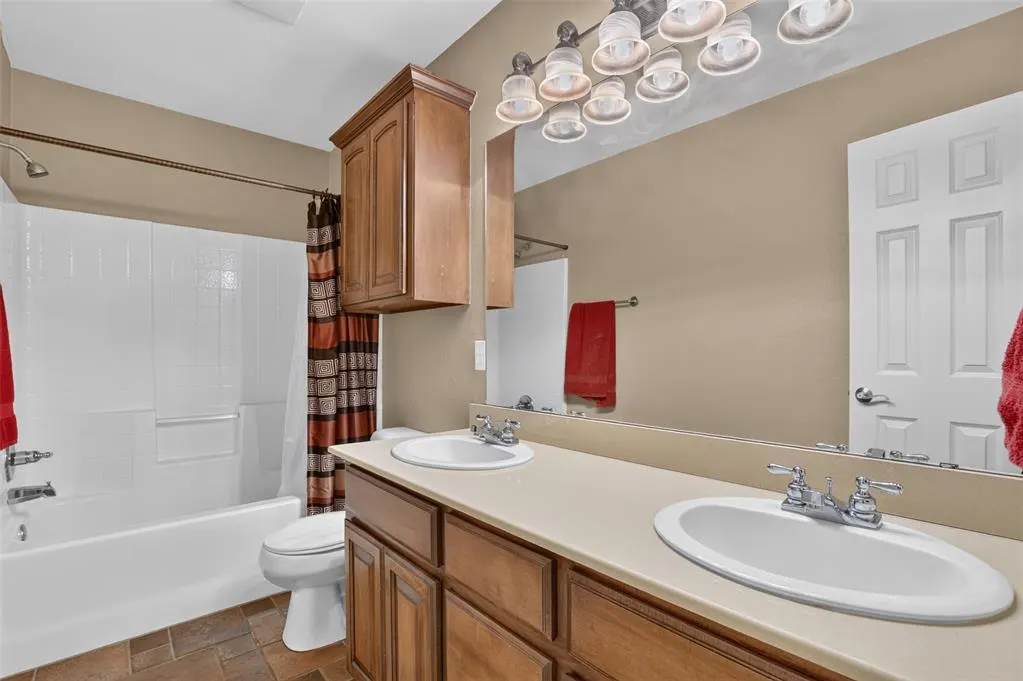 Photo 32 — 1690 Deerwood Trail, Edmond, OK 73034