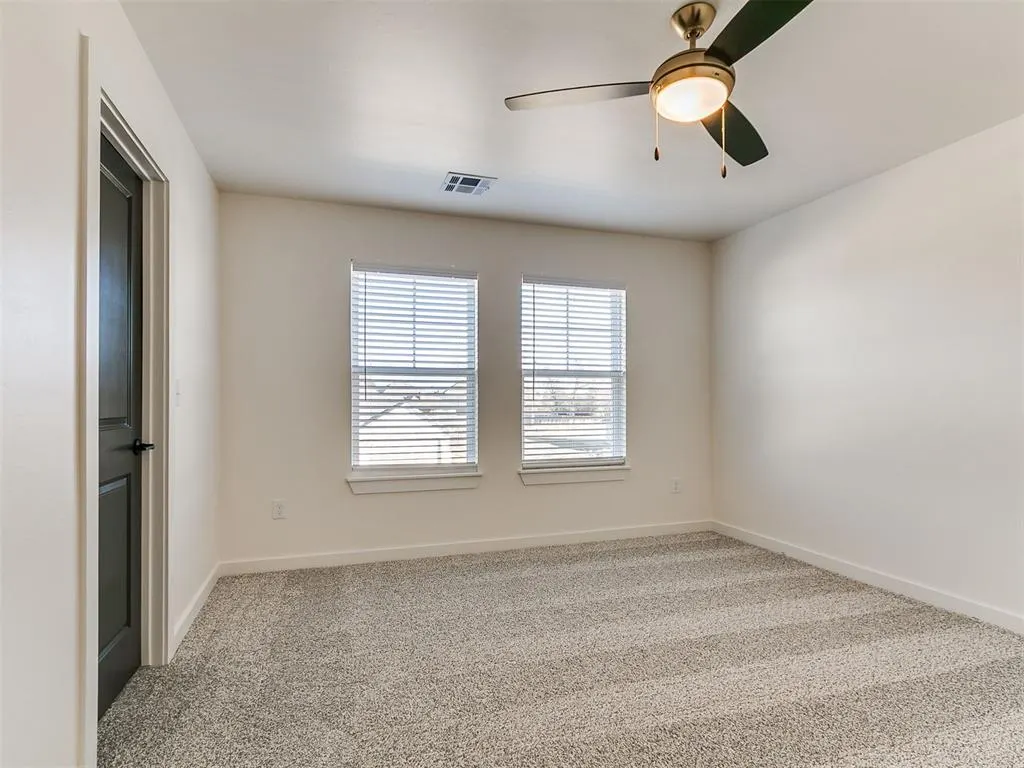 Photo 36 — 7701 Three Woods Lane, Yukon, OK 73099