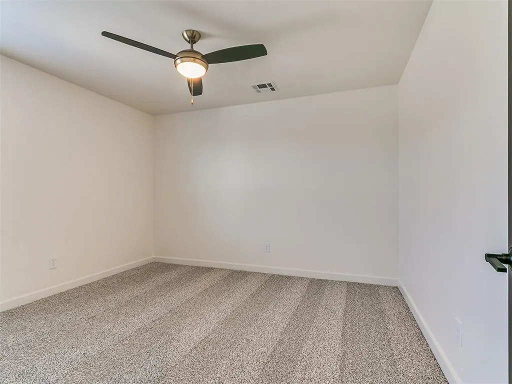 Photo 41 — 7701 Three Woods Lane, Yukon, OK 73099