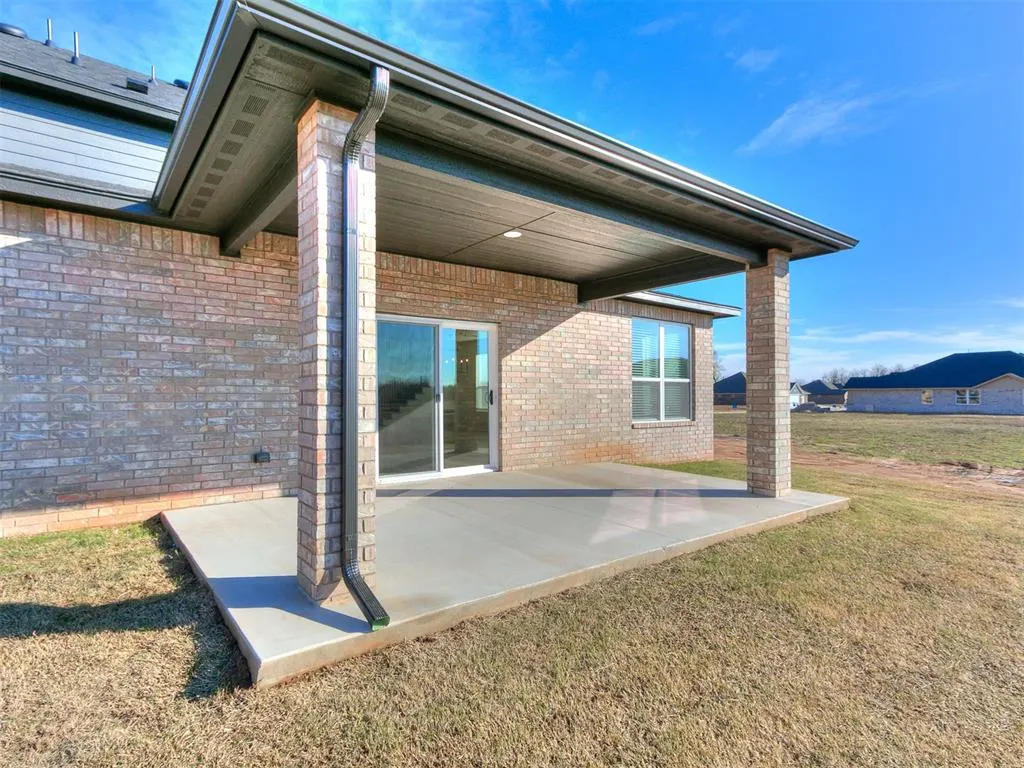 Photo 42 — 7701 Three Woods Lane, Yukon, OK 73099