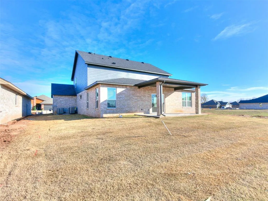 Photo 43 — 7701 Three Woods Lane, Yukon, OK 73099