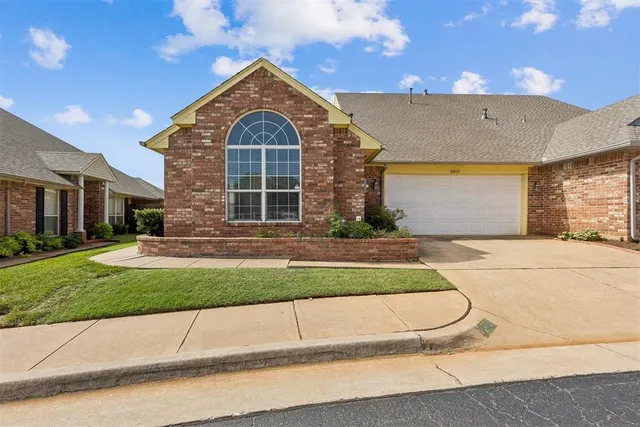 Photo 5 — 6912 NW 133rd Terrace, Oklahoma City, OK 73142