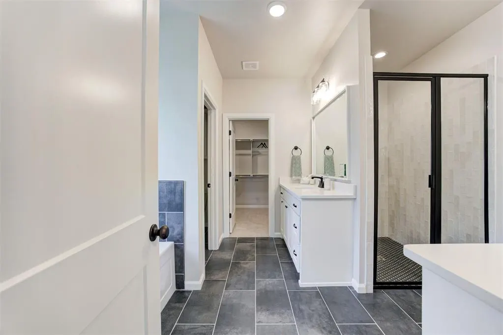 Photo 14 — 2109 Josslyn Place, Edmond, OK 73034