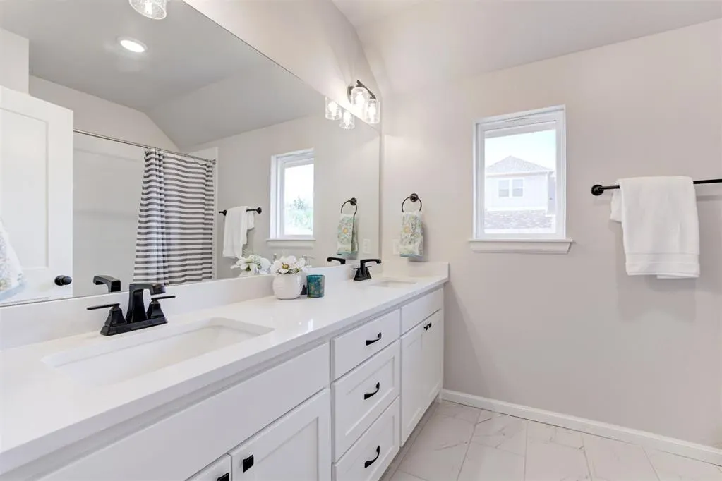 Photo 23 — 2109 Josslyn Place, Edmond, OK 73034