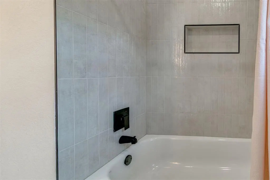 Photo 39 — 7413 NW 103rd Street, Oklahoma City, OK 73162