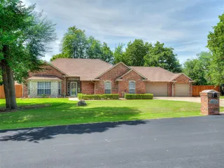 Sold home at 4445 Oak Hill
