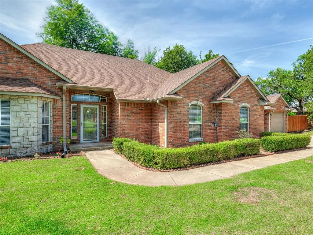 Photo 4 — 4445 Oak Hill, Guthrie, OK 73044