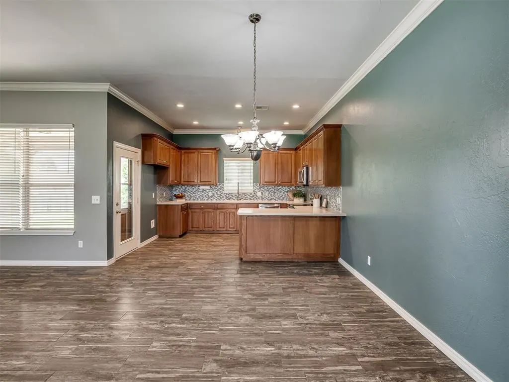 Photo 11 — 4445 Oak Hill, Guthrie, OK 73044