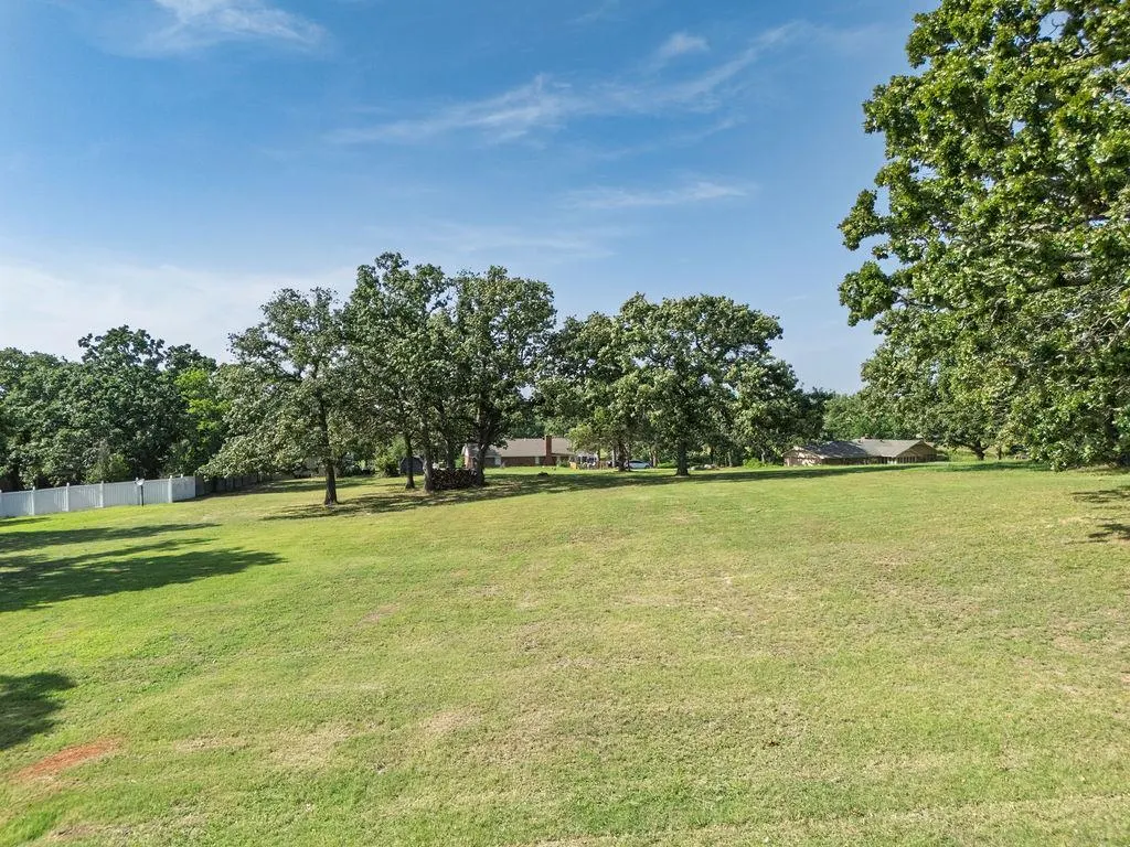 Photo 3 — 43328 Hickory Drive, Tecumseh, OK 74873