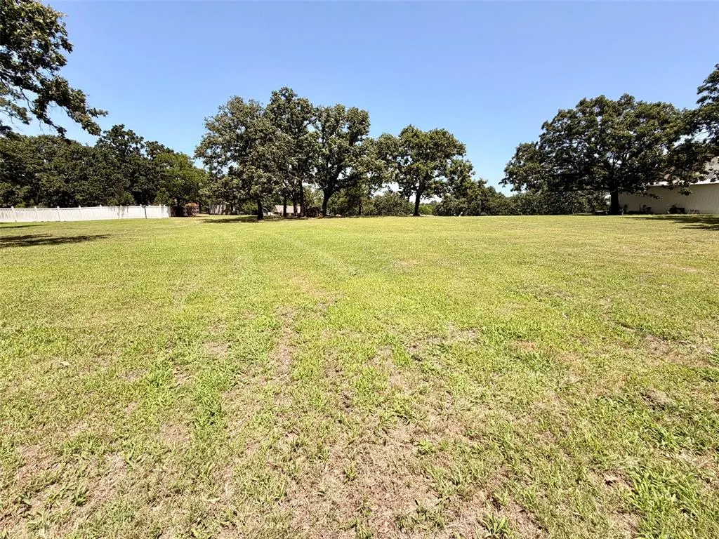 Photo 4 — 43328 Hickory Drive, Tecumseh, OK 74873