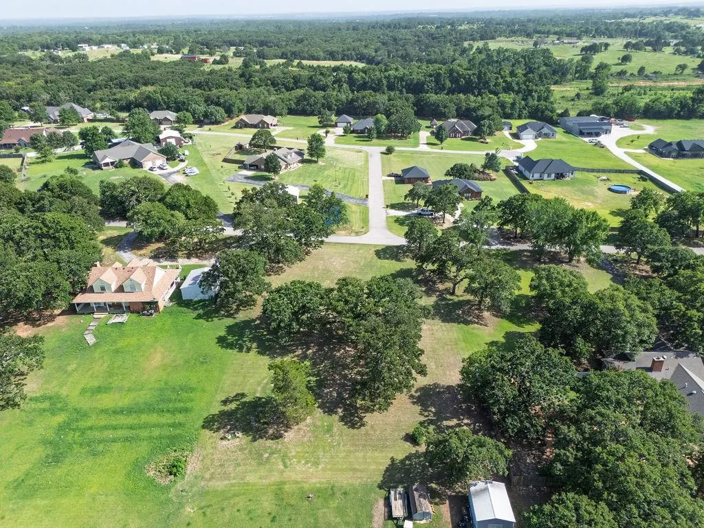 Photo 14 — 43328 Hickory Drive, Tecumseh, OK 74873