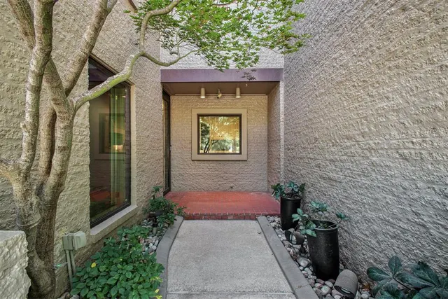 Photo 4 — 4106 Coletta Drive 4, Oklahoma City, OK 73120