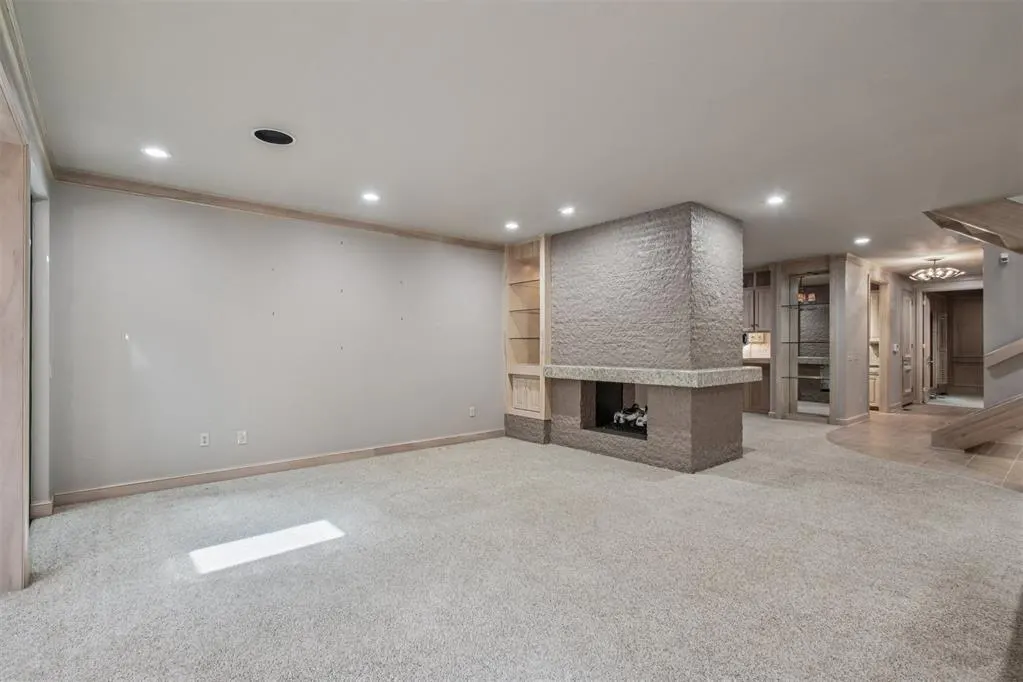 Photo 12 — 4106 Coletta Drive 4, Oklahoma City, OK 73120