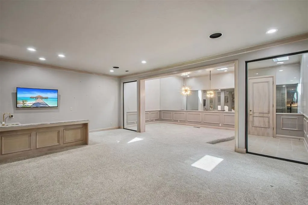 Photo 14 — 4106 Coletta Drive 4, Oklahoma City, OK 73120