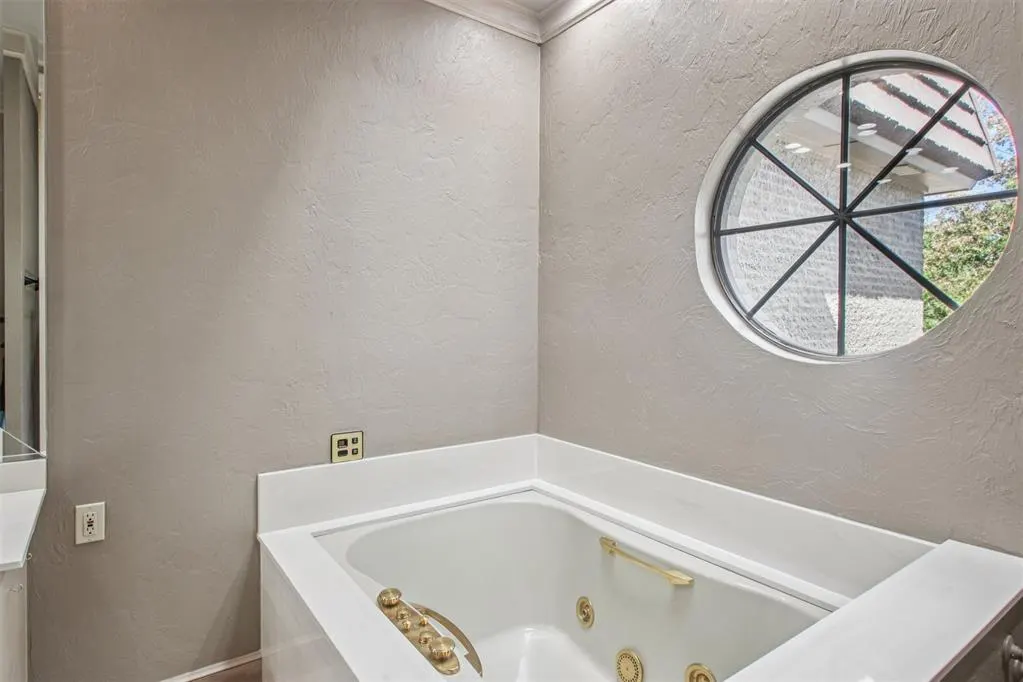 Photo 39 — 4106 Coletta Drive 4, Oklahoma City, OK 73120