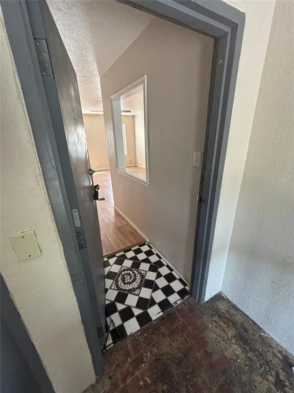 Photo 6 — 1129 N Purdue Avenue, Oklahoma City, OK 73127