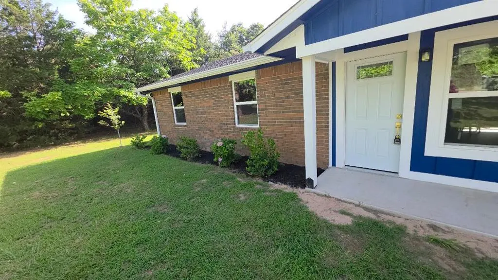 Photo 2 — 108055 N 3730 Road, Okemah, OK 74859