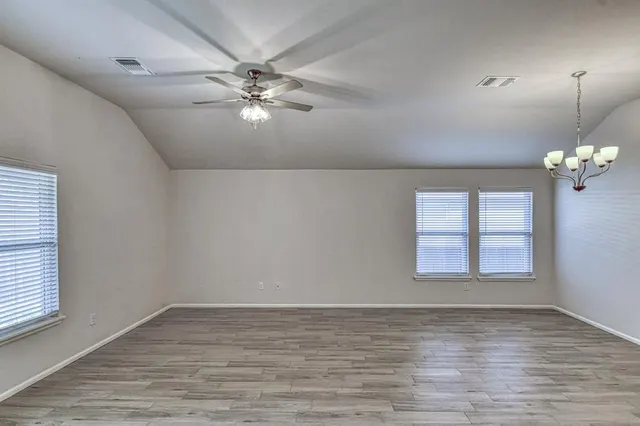 Photo 7 — 17617 Nantucket Avenue, Edmond, OK 73012
