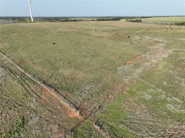 Photo 5 — 21450 County Road 1140, Minco, OK 73059