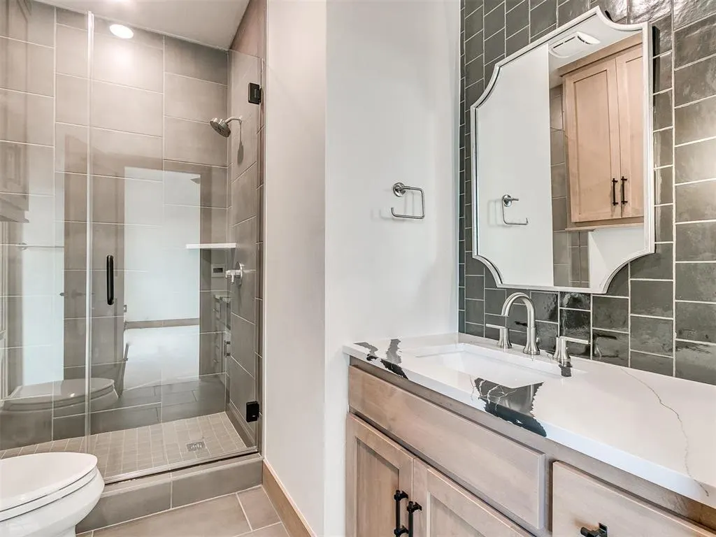 Photo 8 — 2508 Kingdom Lane, Yukon, OK 73099