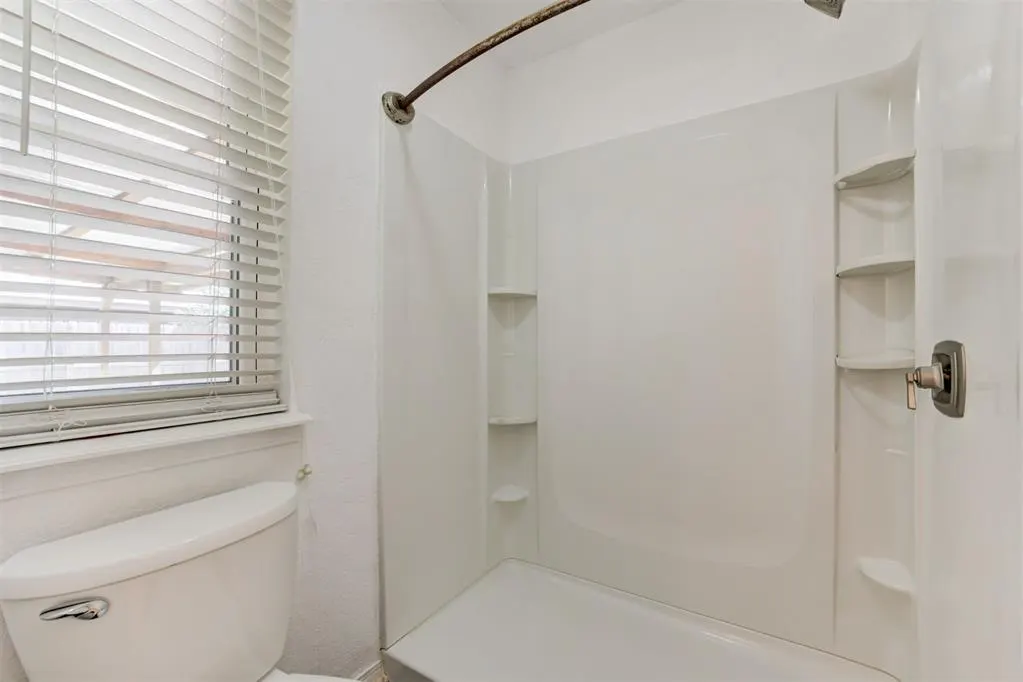 Photo 15 — 10904 N Blackwelder Avenue, Oklahoma City, OK 73120
