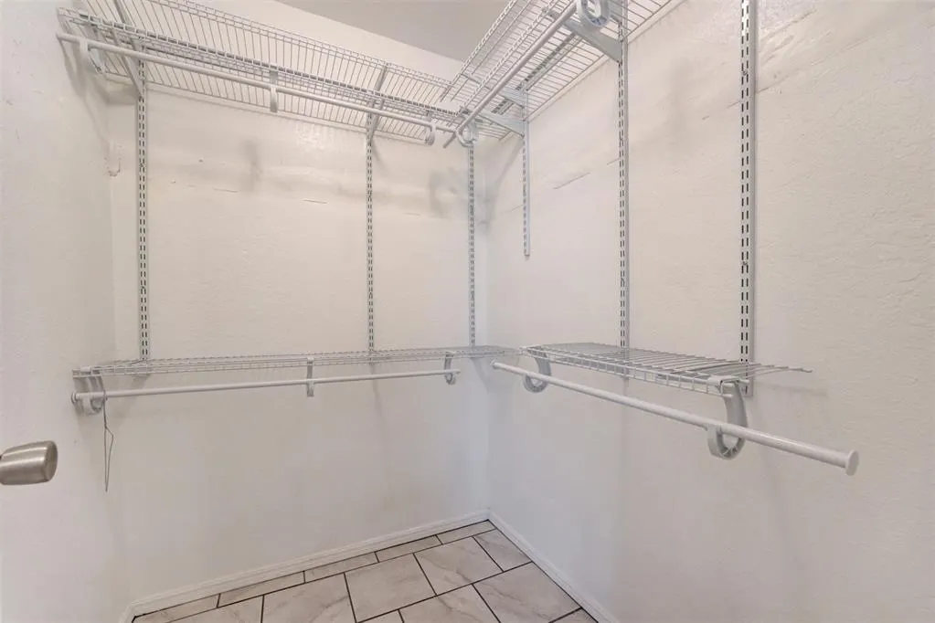 Photo 16 — 10904 N Blackwelder Avenue, Oklahoma City, OK 73120
