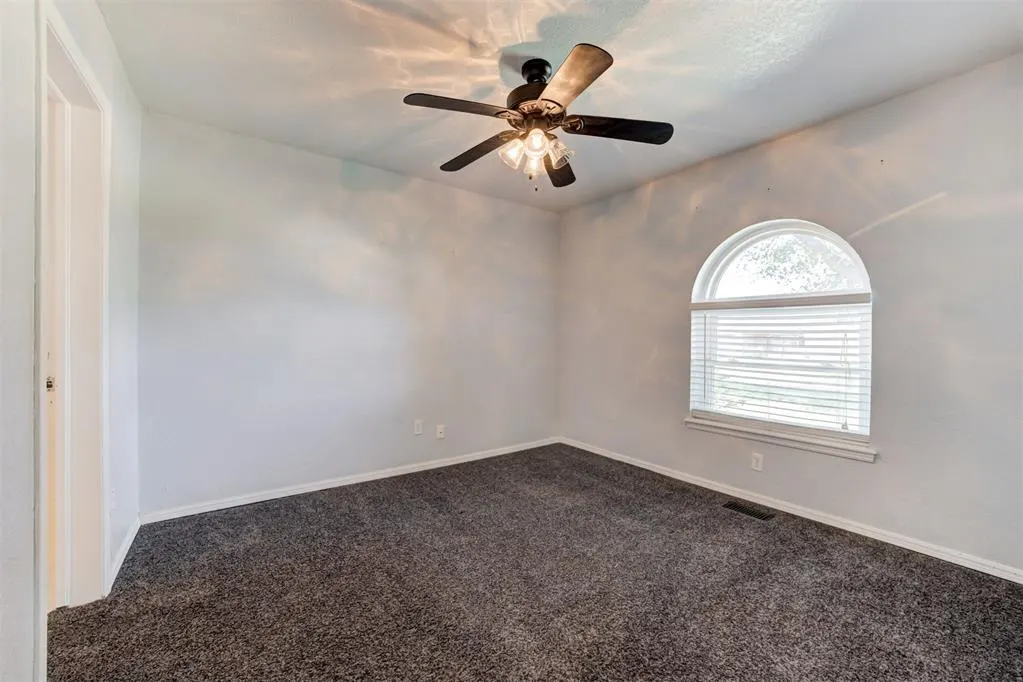 Photo 23 — 10904 N Blackwelder Avenue, Oklahoma City, OK 73120