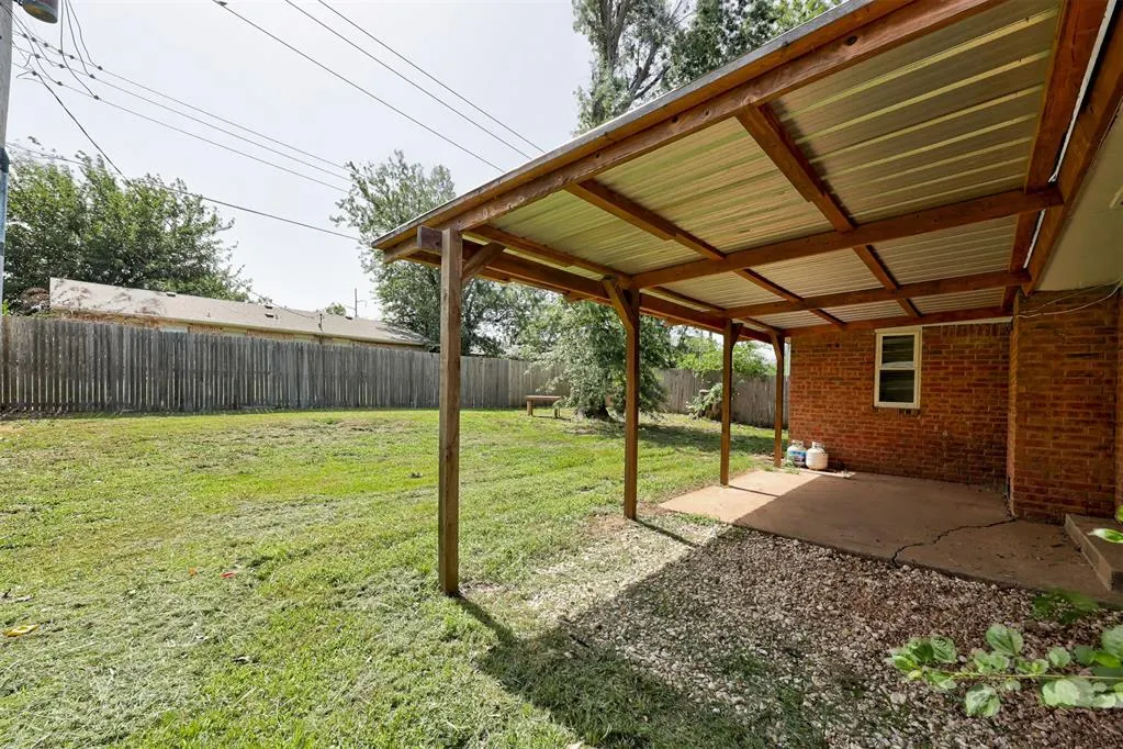 Photo 27 — 10904 N Blackwelder Avenue, Oklahoma City, OK 73120