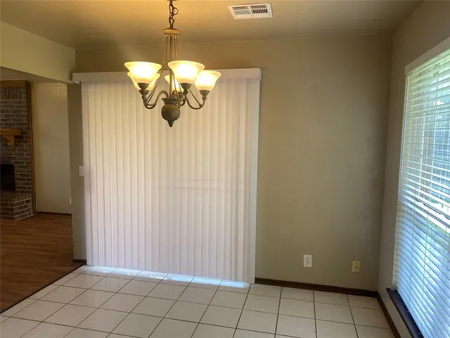 Photo 4 — 1026 Dustin Drive, Edmond, OK 73003