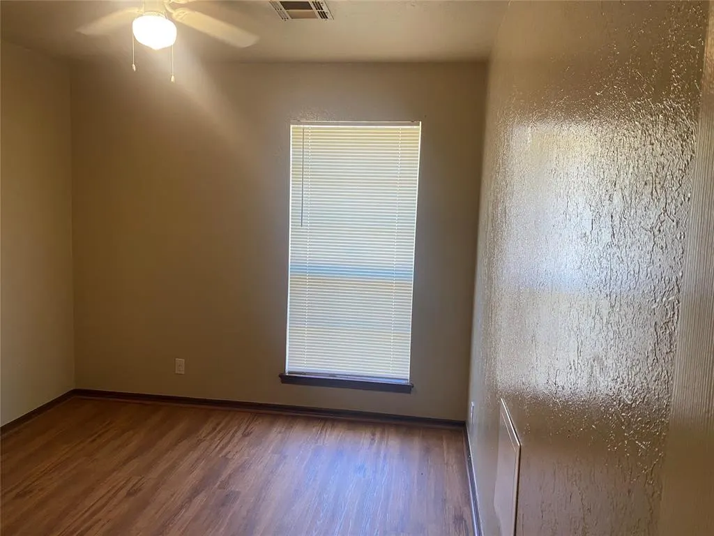 Photo 12 — 1026 Dustin Drive, Edmond, OK 73003