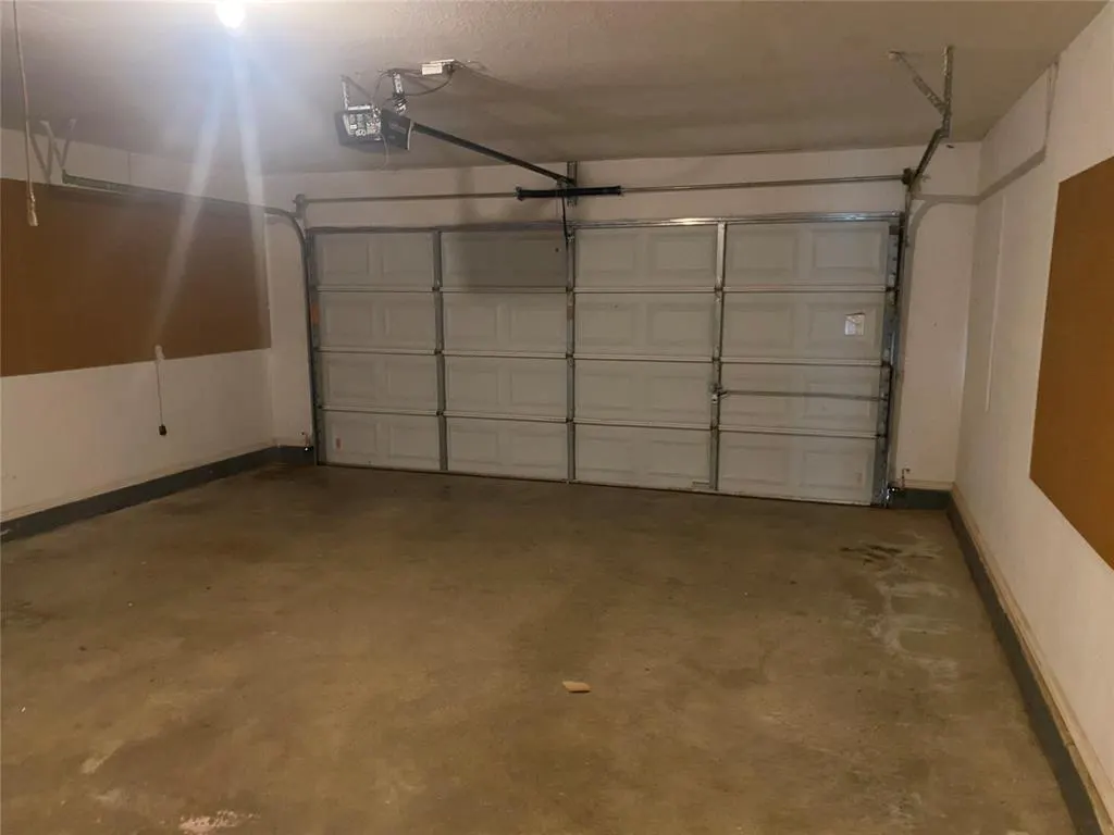Photo 15 — 1026 Dustin Drive, Edmond, OK 73003