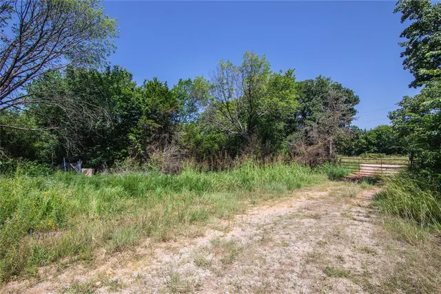Photo 5 — 36391 Little River Road, Tecumseh, OK 74873