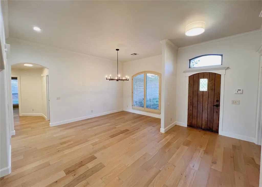 Photo 2 — 3124 Viewmont Court, Edmond, OK 73003