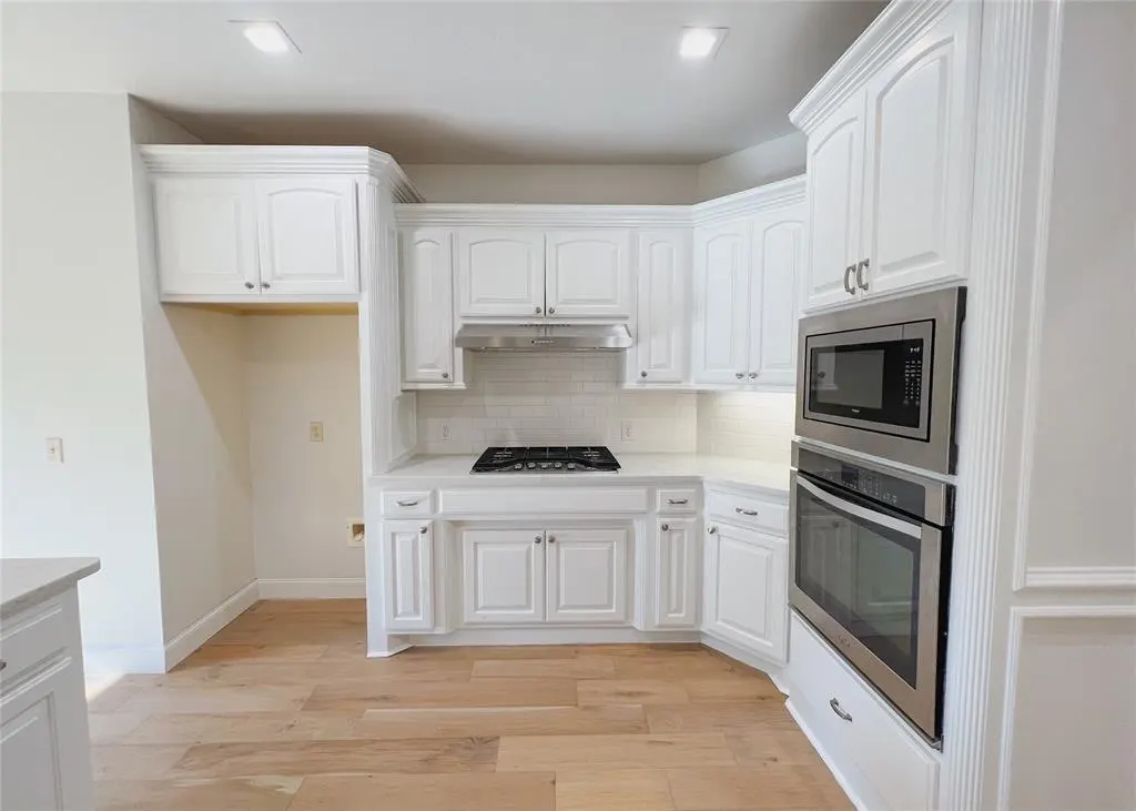 Photo 10 — 3124 Viewmont Court, Edmond, OK 73003